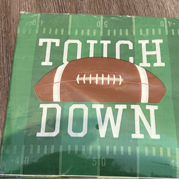 🍁 Are You Ready for a Football Party Set!! NWT - Picture 8 of 9